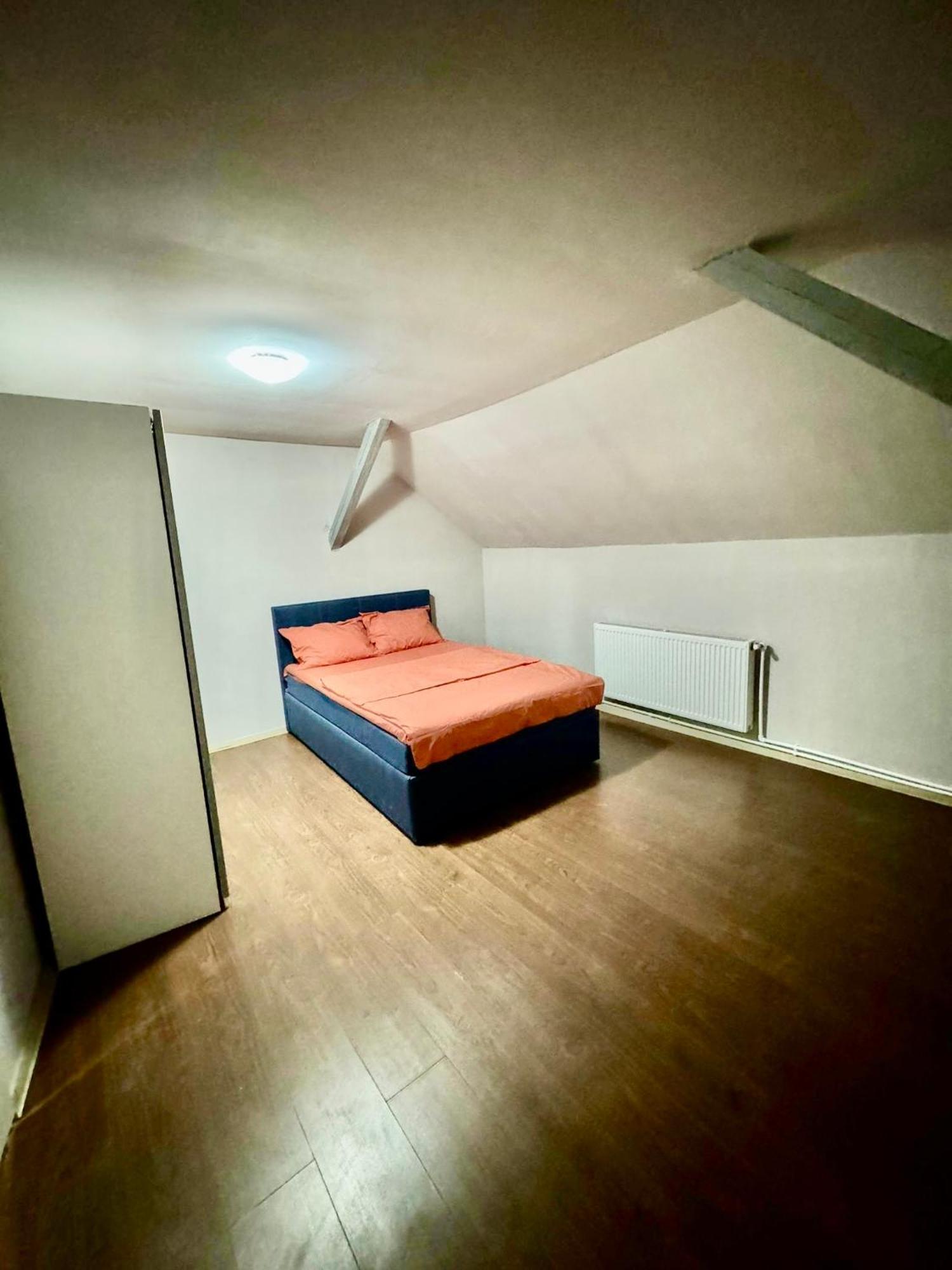 Serbian House Timişoara Buitenkant foto